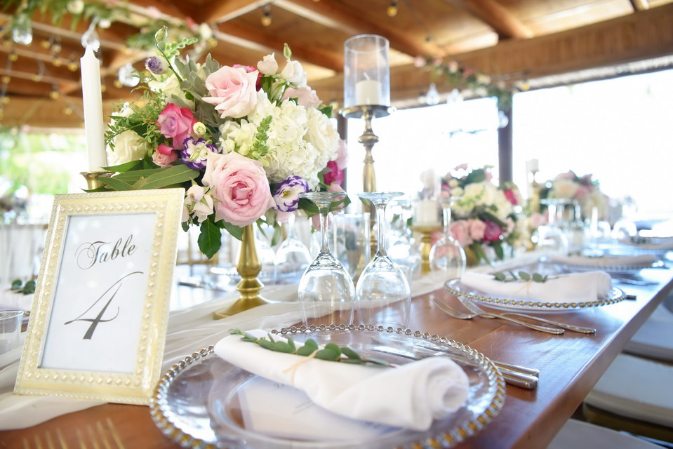 Jellyfish wedding tables