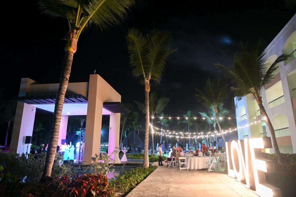 Harmonica Gazebo HR at night photo by Photo Cine Art