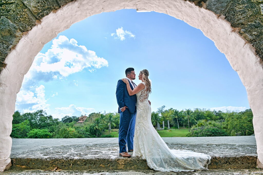 Wedding Altos de Chavon photography by Photo Cine Art