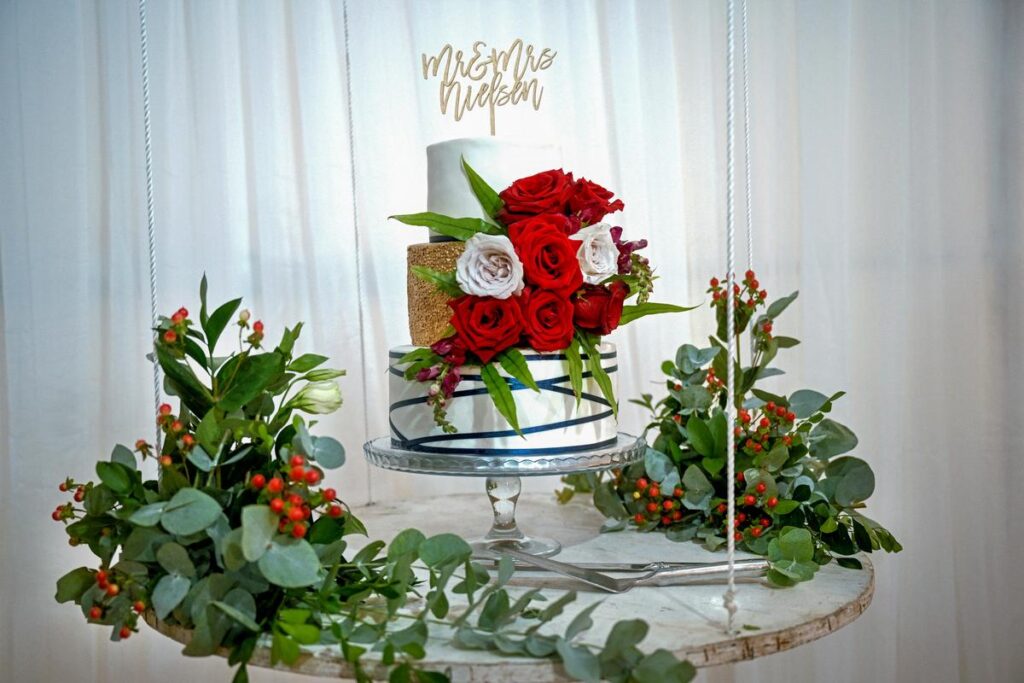 Three tier Punta Cana wedding cake by Photo Cine Art