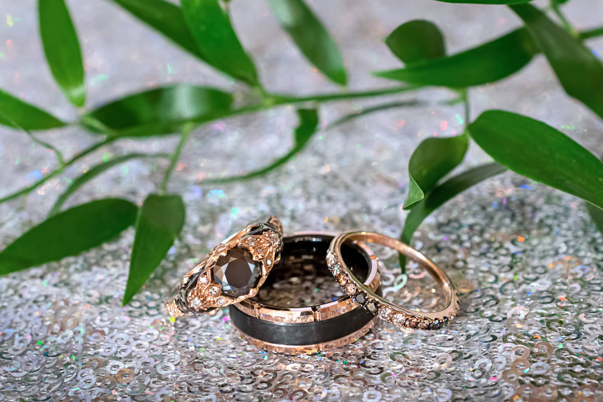 Unique Kukua rings by Photo Cine Art