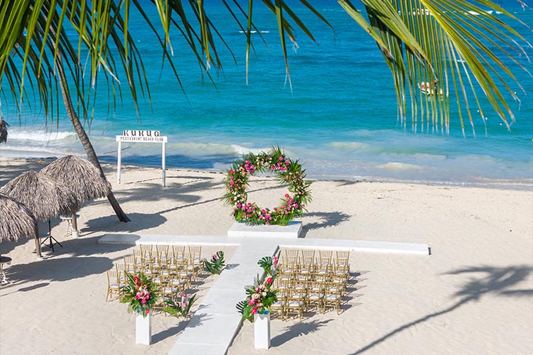 Kukua beach for weddings in Punta Cana
