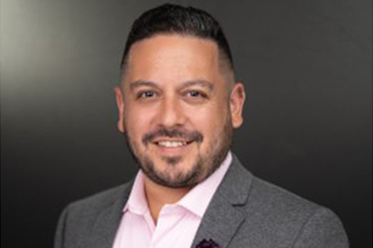 Destination Weddings Experts – Mario Lopez owner