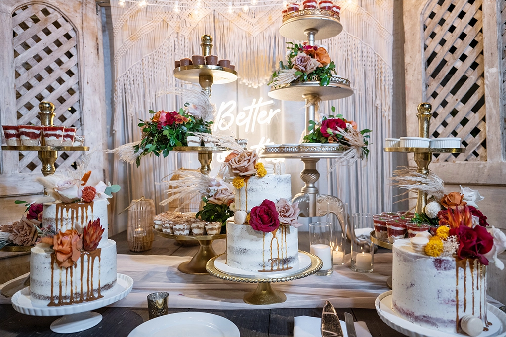 Wedding cakes and wedding favors for destination wedding.