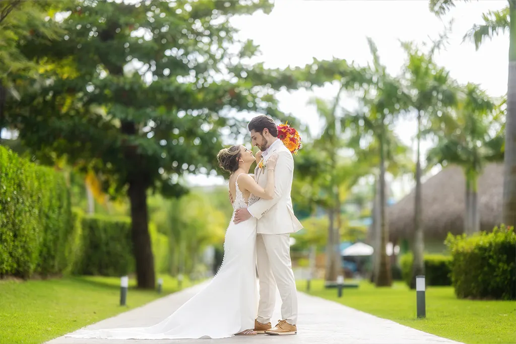 Dreams Flora walkway