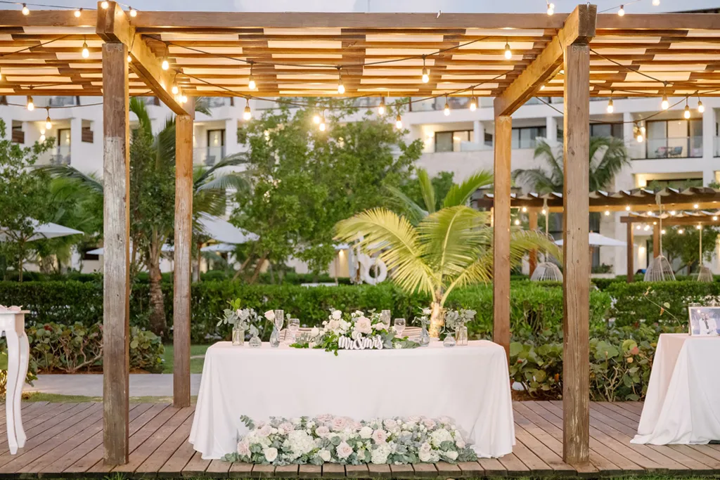 Himitsu Garden Terrace 1