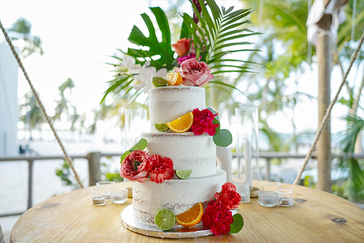 PhotoCineArt-Wending-Vendors-Wedding-Cakes-Cake-Studio-by-Ana